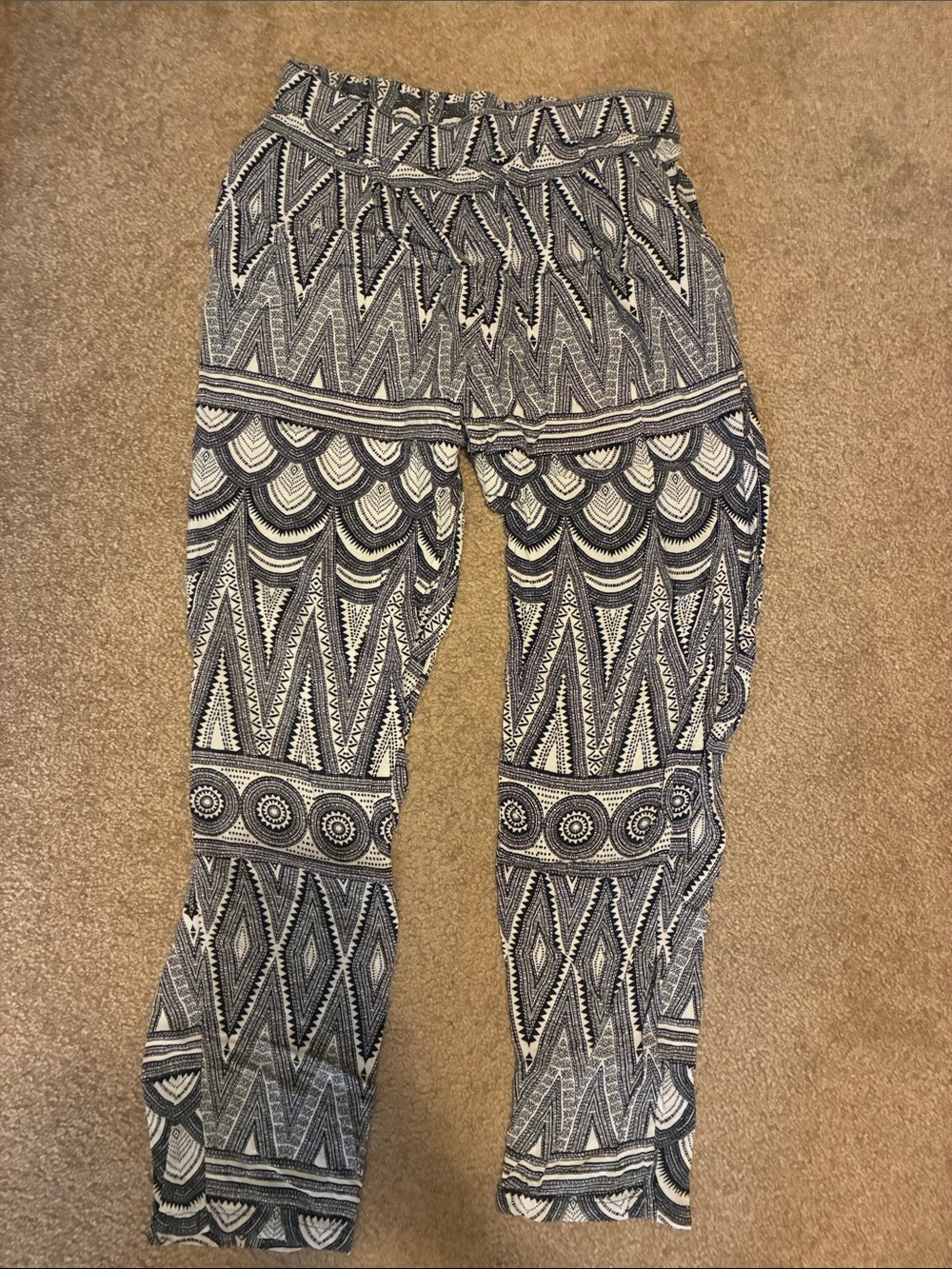 H&M Black and White Patterned Women's Pants